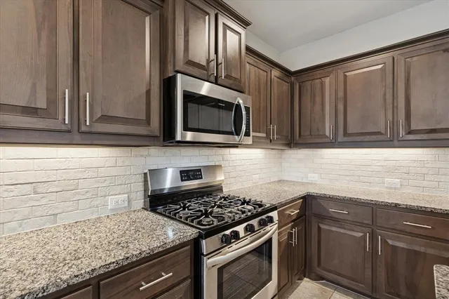 $394,900 | 548 Dunster Lane, Saginaw, TX 76131