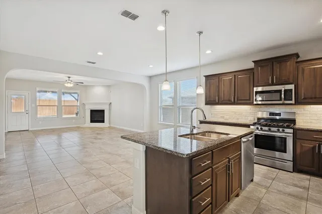 $394,900 | 548 Dunster Lane, Saginaw, TX 76131