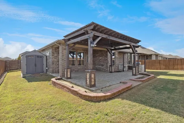 $394,900 | 548 Dunster Lane, Saginaw, TX 76131