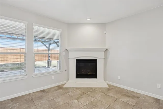 $394,900 | 548 Dunster Lane, Saginaw, TX 76131