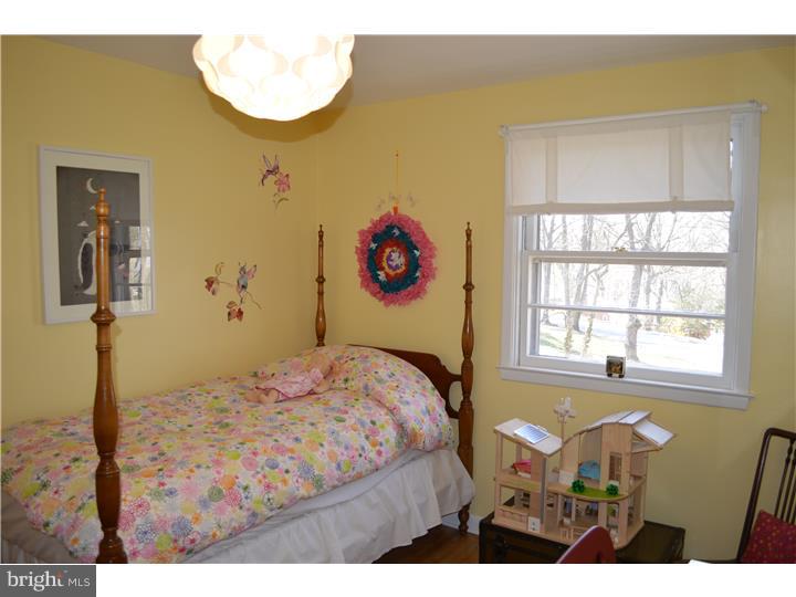 690 Forest Road Wayne, PA 19087 - Photo 11 of 21