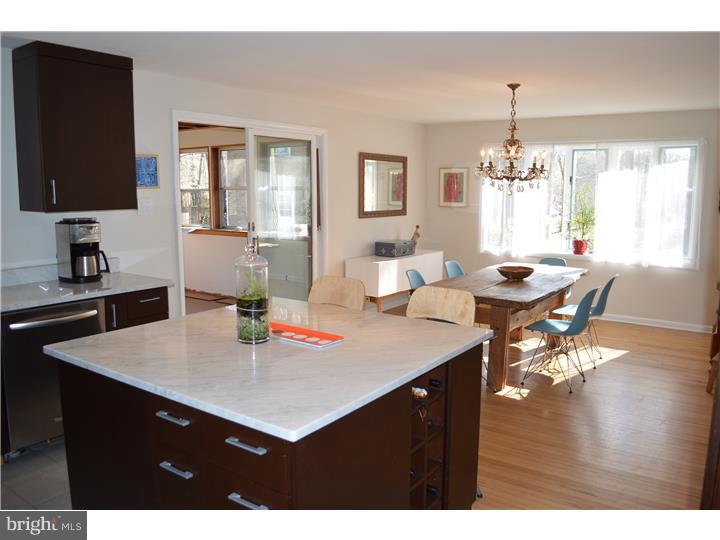 690 Forest Road Wayne, PA 19087 - Photo 4 of 21