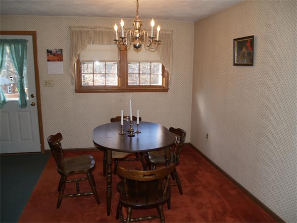 9 Reid Road Chelmsford, MA 01824 - Photo 4 of 13
