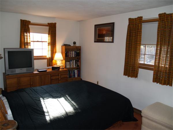 9 Reid Road Chelmsford, MA 01824 - Photo 6 of 13