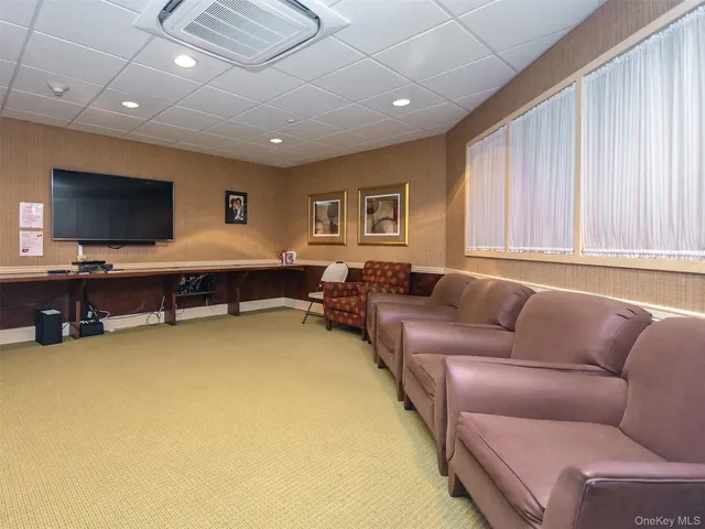 $465,000 | 50 Merrick Avenue, Unit 119, East Meadow, NY 11554