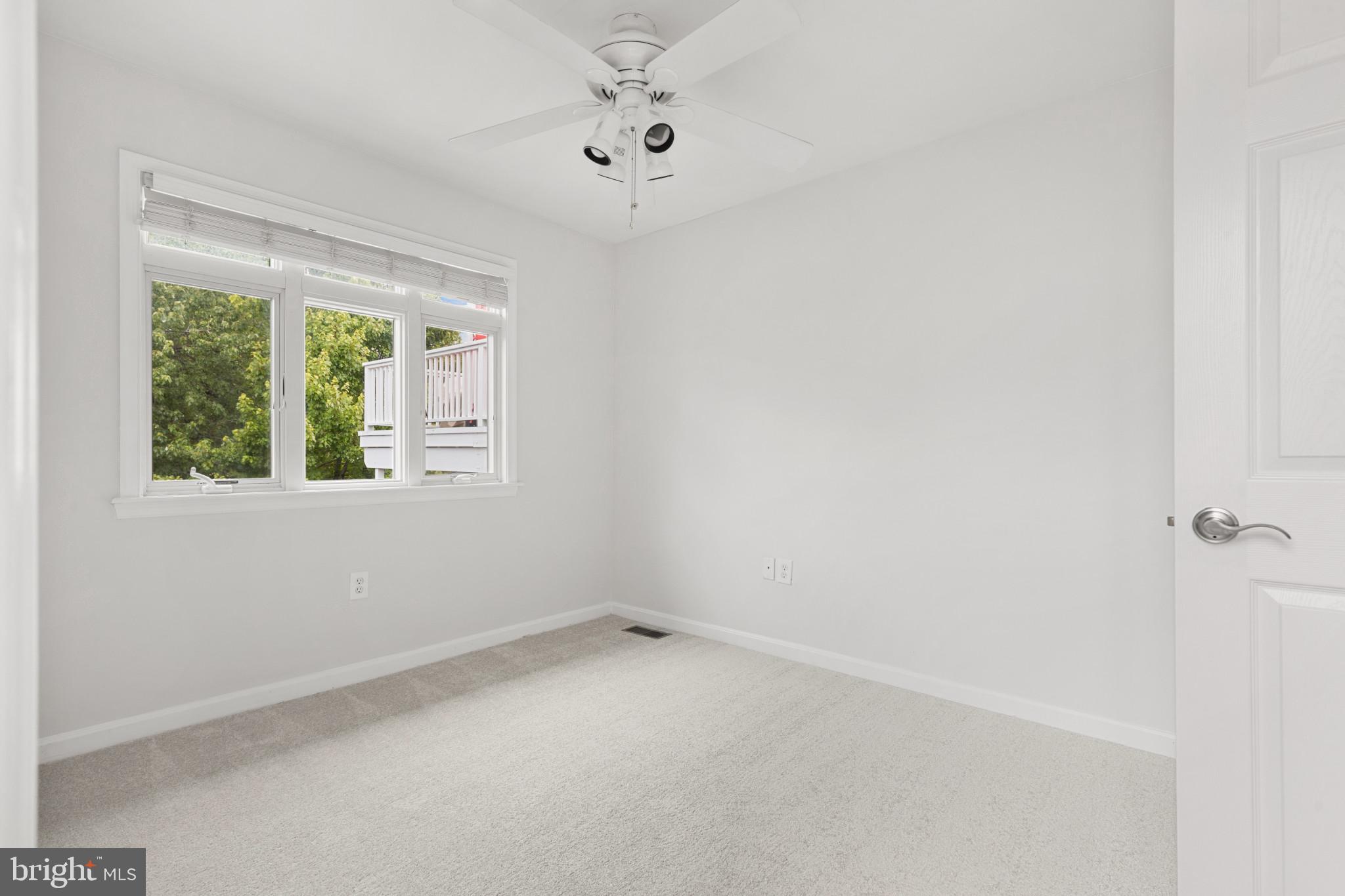 106 West Lee Street Baltimore, MD 21201 - Photo 24 of 37 Third Bedroom