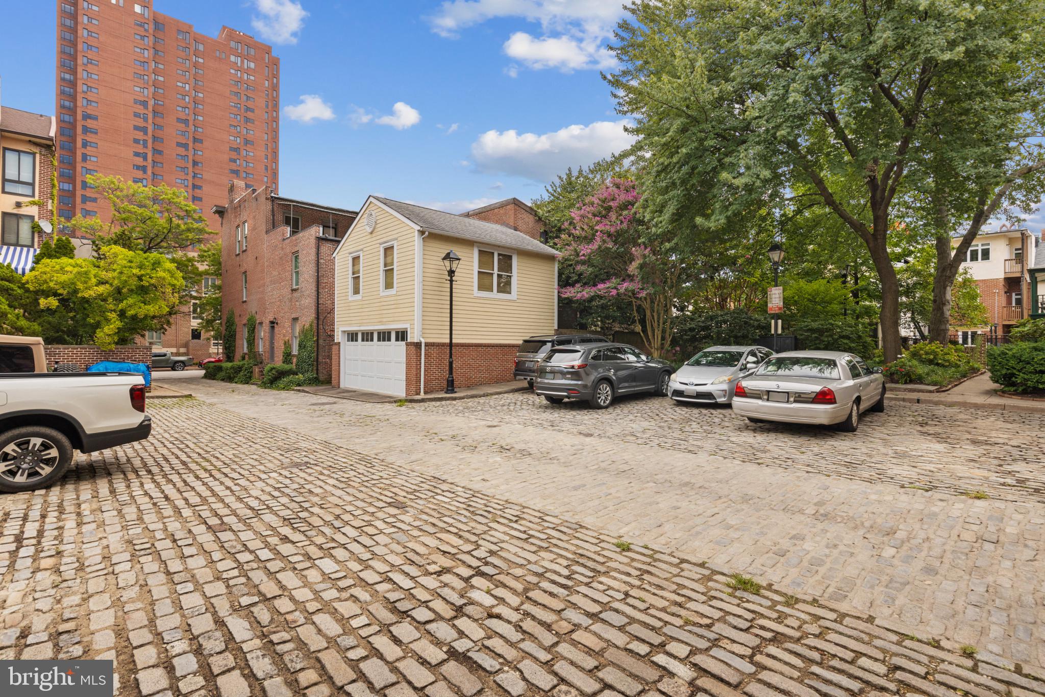 106 West Lee Street Baltimore, MD 21201 - Photo 37 of 37 Parking in the back of the house