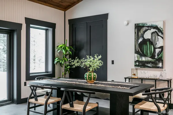 $899,000 | 805 Kripplebush Road, Accord, NY 12404