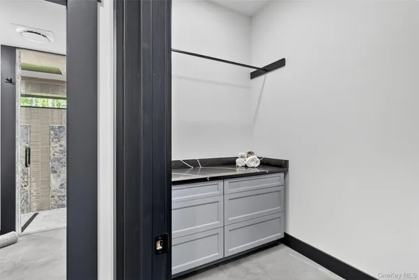 $899,000 | 805 Kripplebush Road, Accord, NY 12404