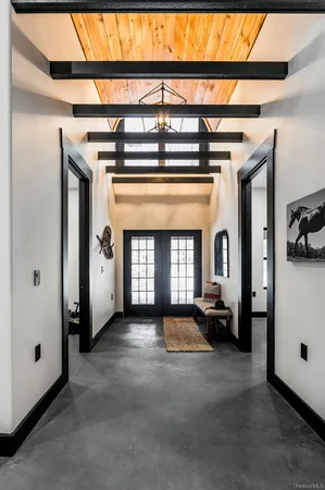 $899,000 | 805 Kripplebush Road, Accord, NY 12404