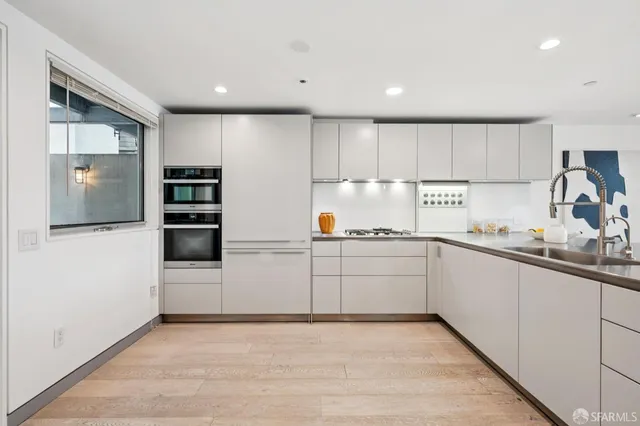 $1,450,000 | 188 South Park Street, Unit 3, San Francisco, CA 94107