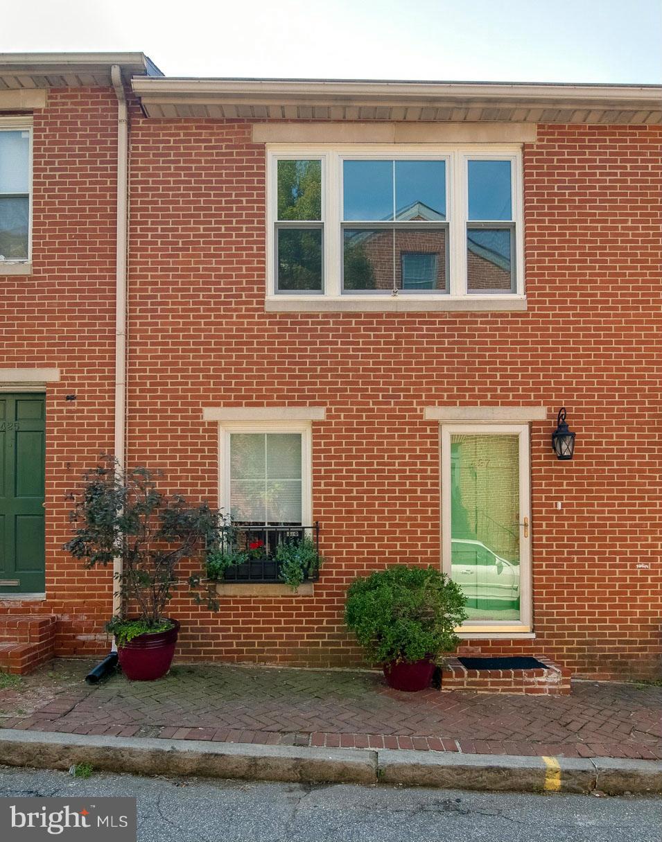 427 George Street Baltimore, MD 21201 - Photo 1 of 27 Exterior Front Main View