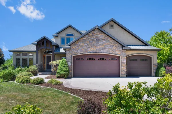 $949,900 | 10847 North Canyon Links Vista, Highland, UT 84003