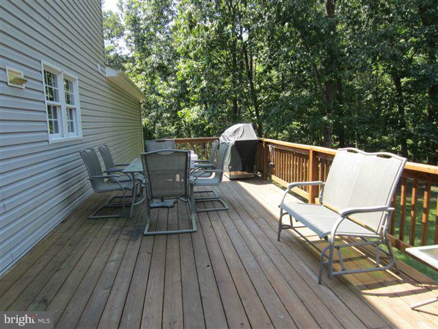 204 White Road Winchester, VA 22602 - Photo 10 of 18 Deck