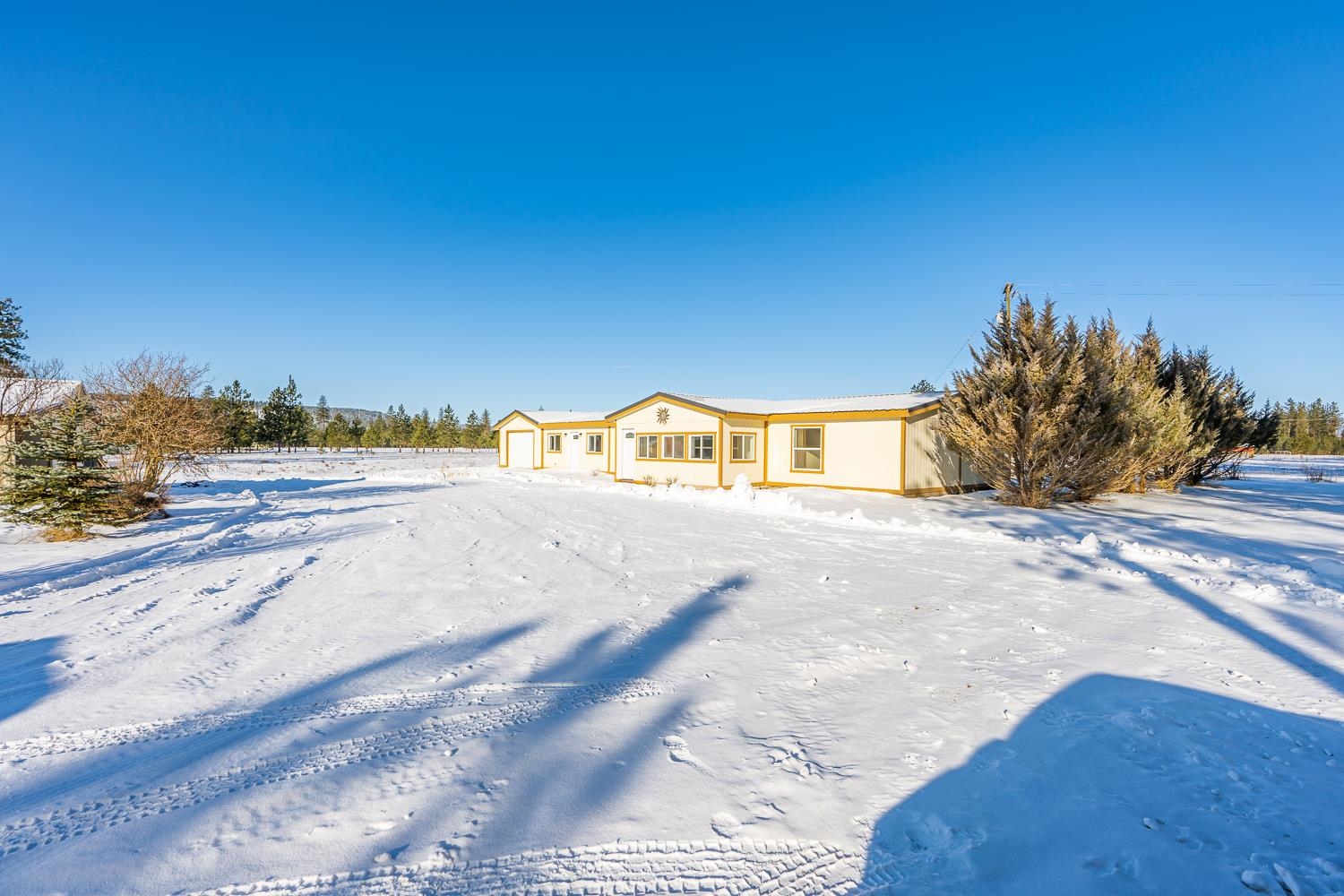 4594 Highway 231 Springdale, WA 99173 - Photo 7 of 42 Gallery Image 7