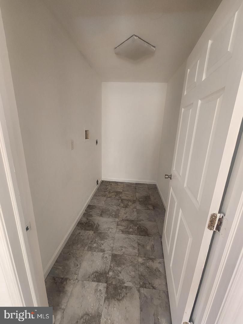 281 Spruce Street Bridgeton, NJ 08302 - Photo 6 of 18 a view of small space