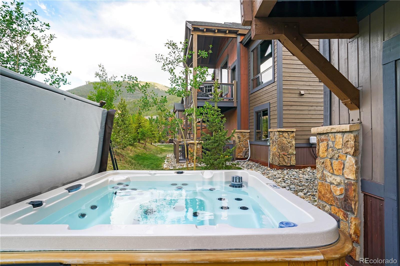 96 Erickson Loop Dillon, CO 80435 - Photo 4 of 23 Gallery Image 4