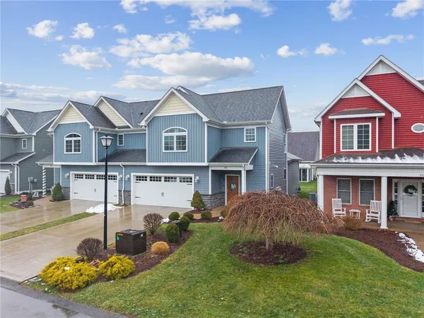 $429,900 | 336 Village Court, Ligonier, PA 15658