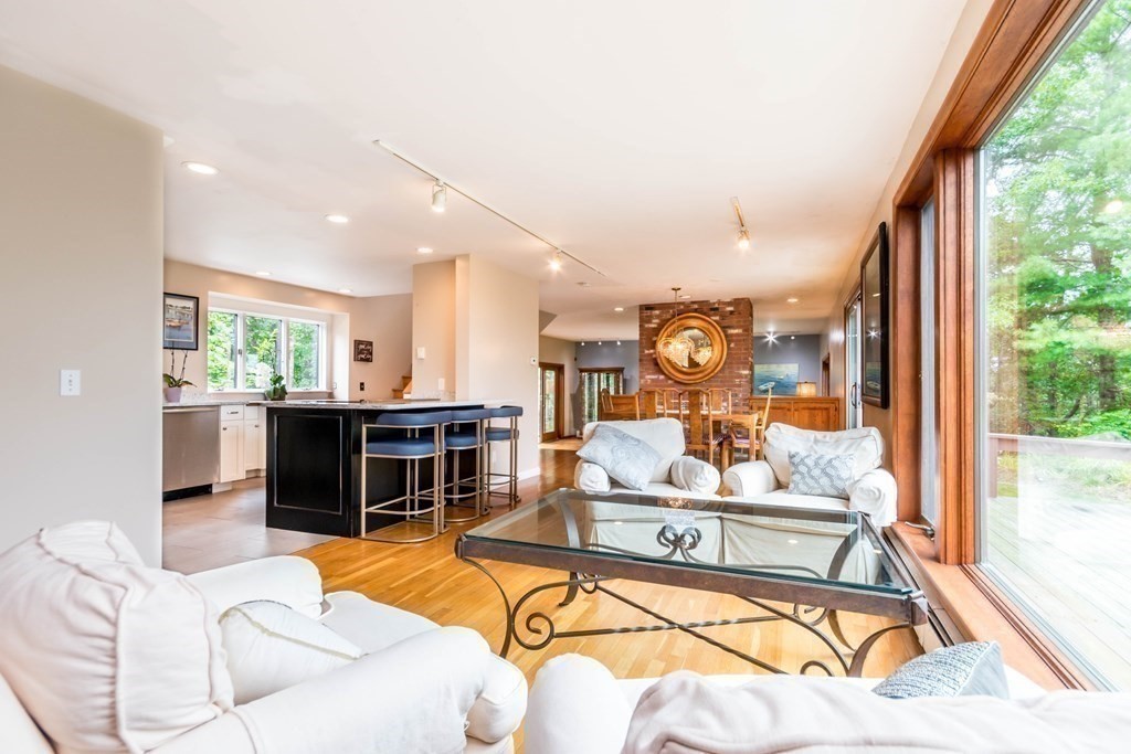 9 Long Boat Road Bourne, MA 02532 - Photo 9 of 38 Gallery Image 9