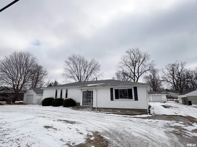 $189,900 | 2177 Washington Road, Washington, IL 61571