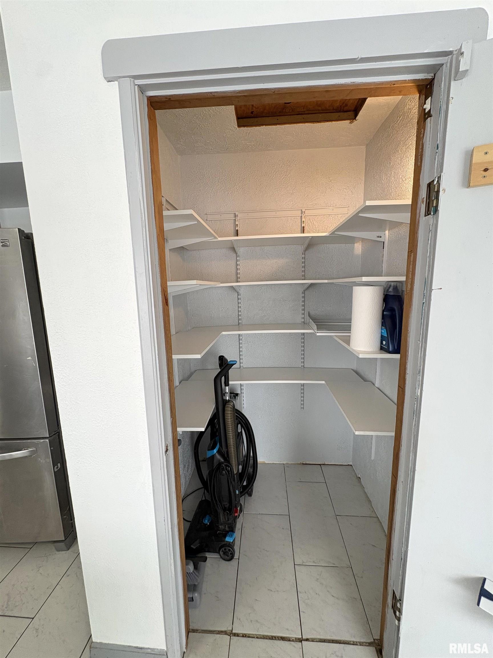 2177 Washington Road Washington, IL 61571 - Photo 23 of 60