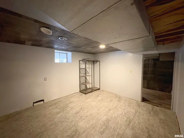 $189,900 | 2177 Washington Road, Washington, IL 61571