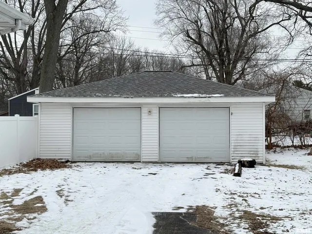 $189,900 | 2177 Washington Road, Washington, IL 61571