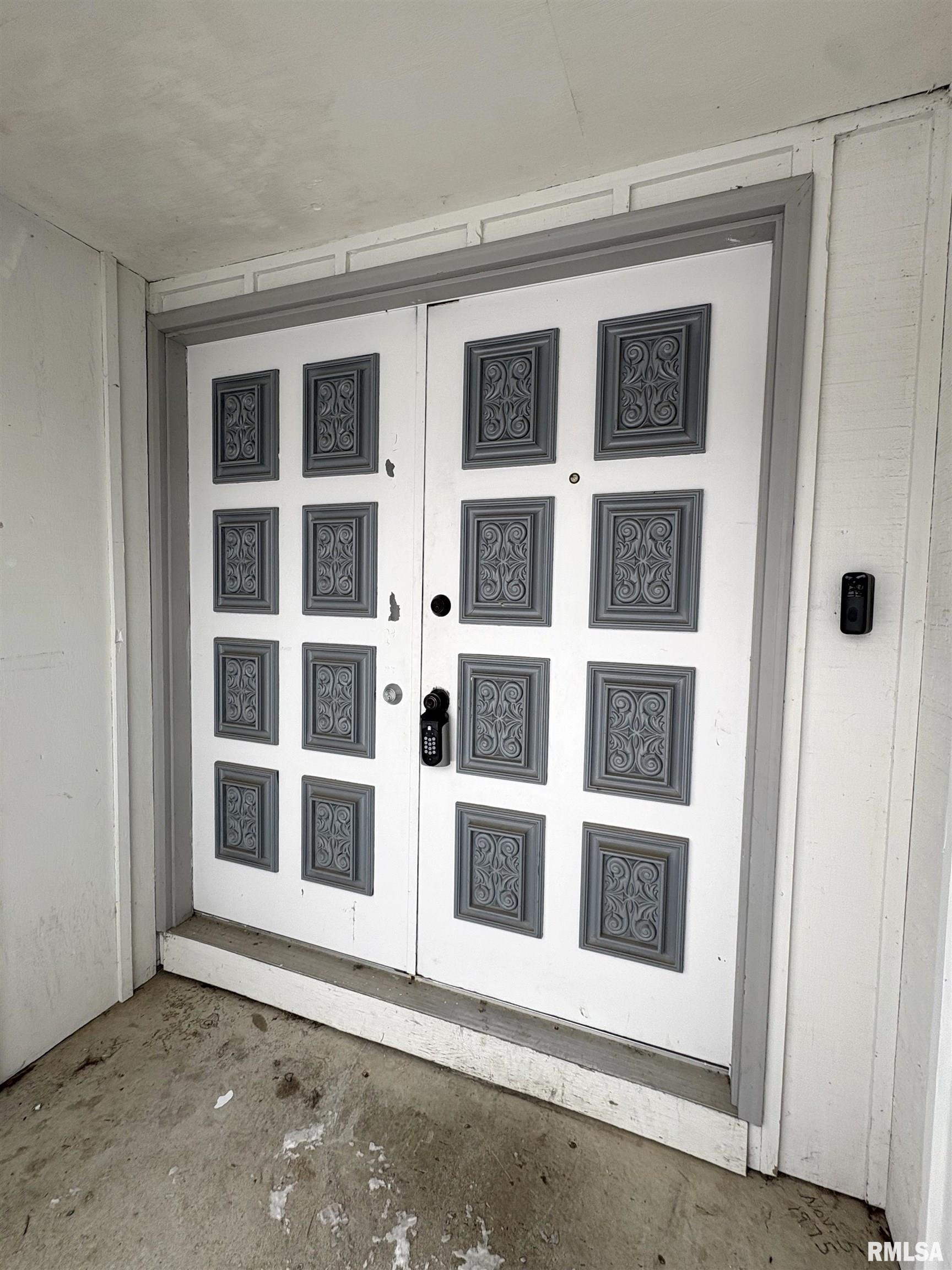 2177 Washington Road Washington, IL 61571 - Photo 6 of 60