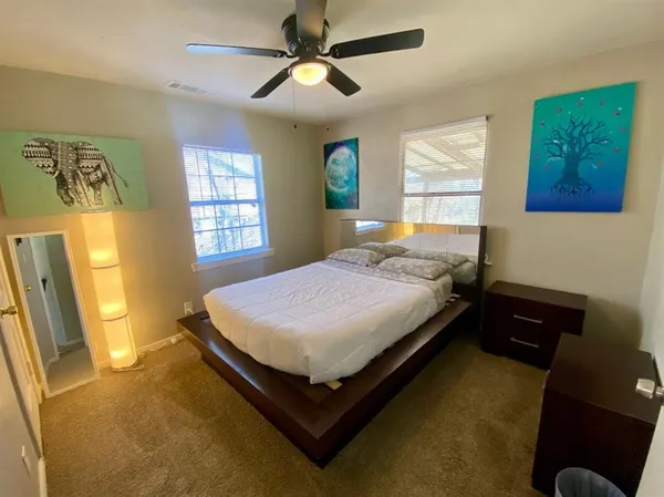 $1,625 | 5631 Arlington Park Drive, Dallas, TX 75235