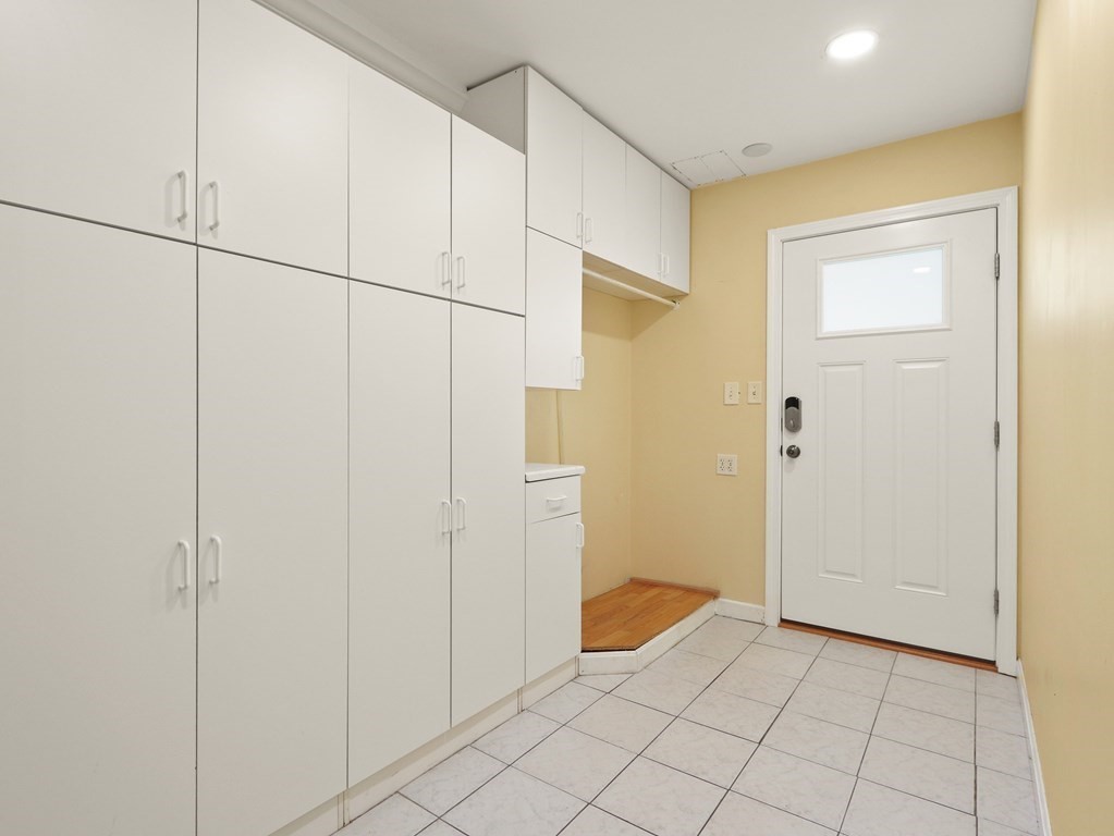 23 Riverview Road Framingham, MA 01701 - Photo 12 of 33 Gallery Image 12