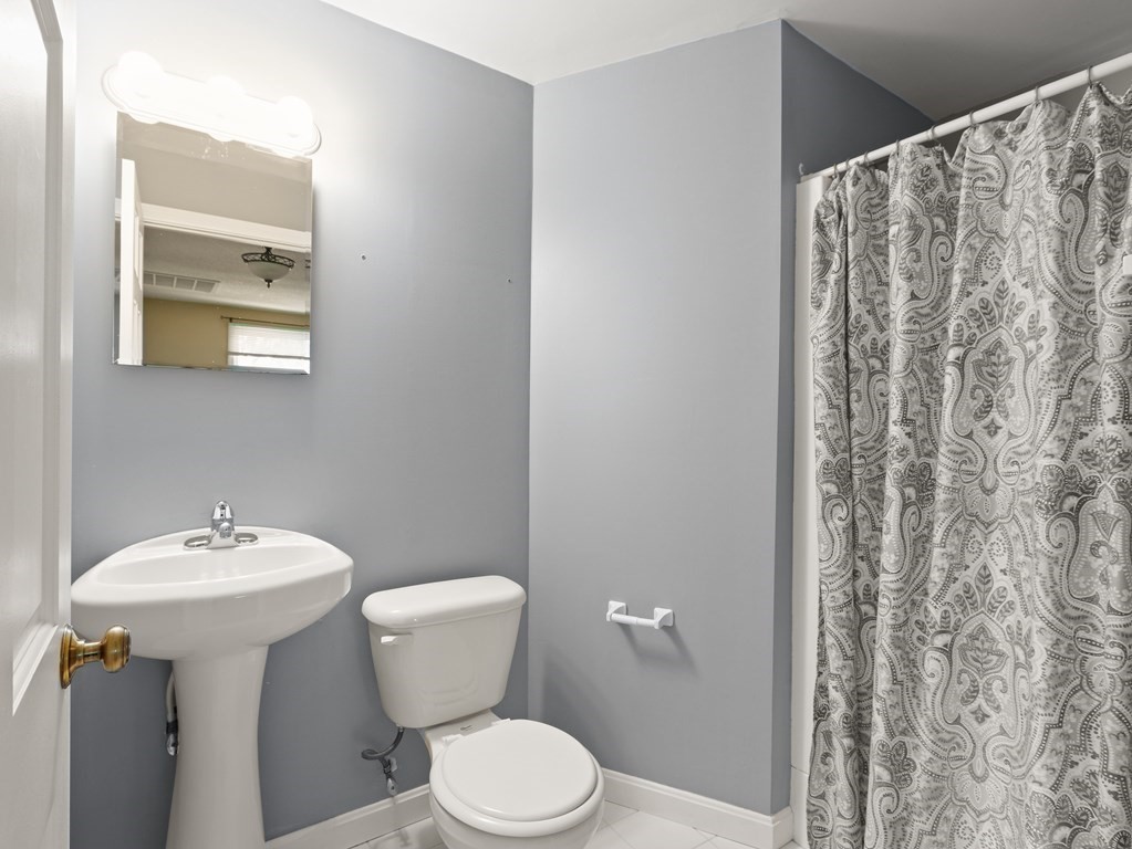 23 Riverview Road Framingham, MA 01701 - Photo 17 of 33 Gallery Image 17