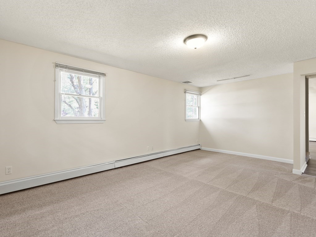 23 Riverview Road Framingham, MA 01701 - Photo 10 of 33 Gallery Image 10