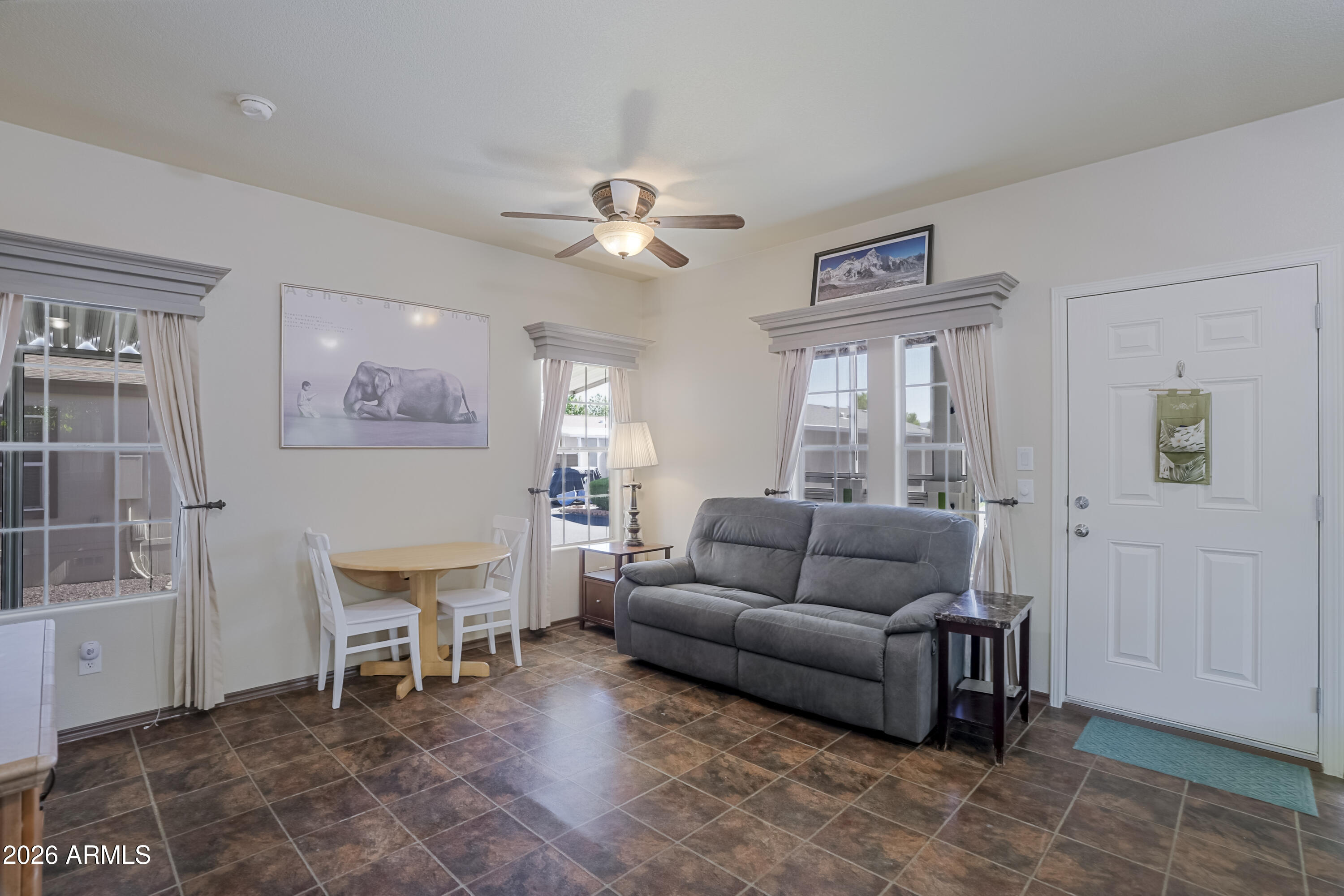 11250 East State Rte 69, Unit 2221 Dewey, AZ 86327 - Photo 14 of 20 Living Room 2