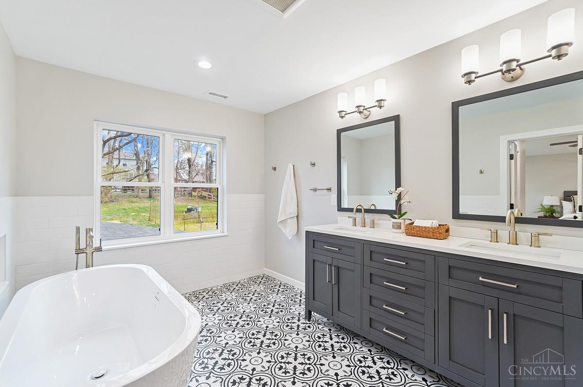 7426 Dawson Road Madeira, OH 45243 - Photo 36 of 82 Gallery Image 36