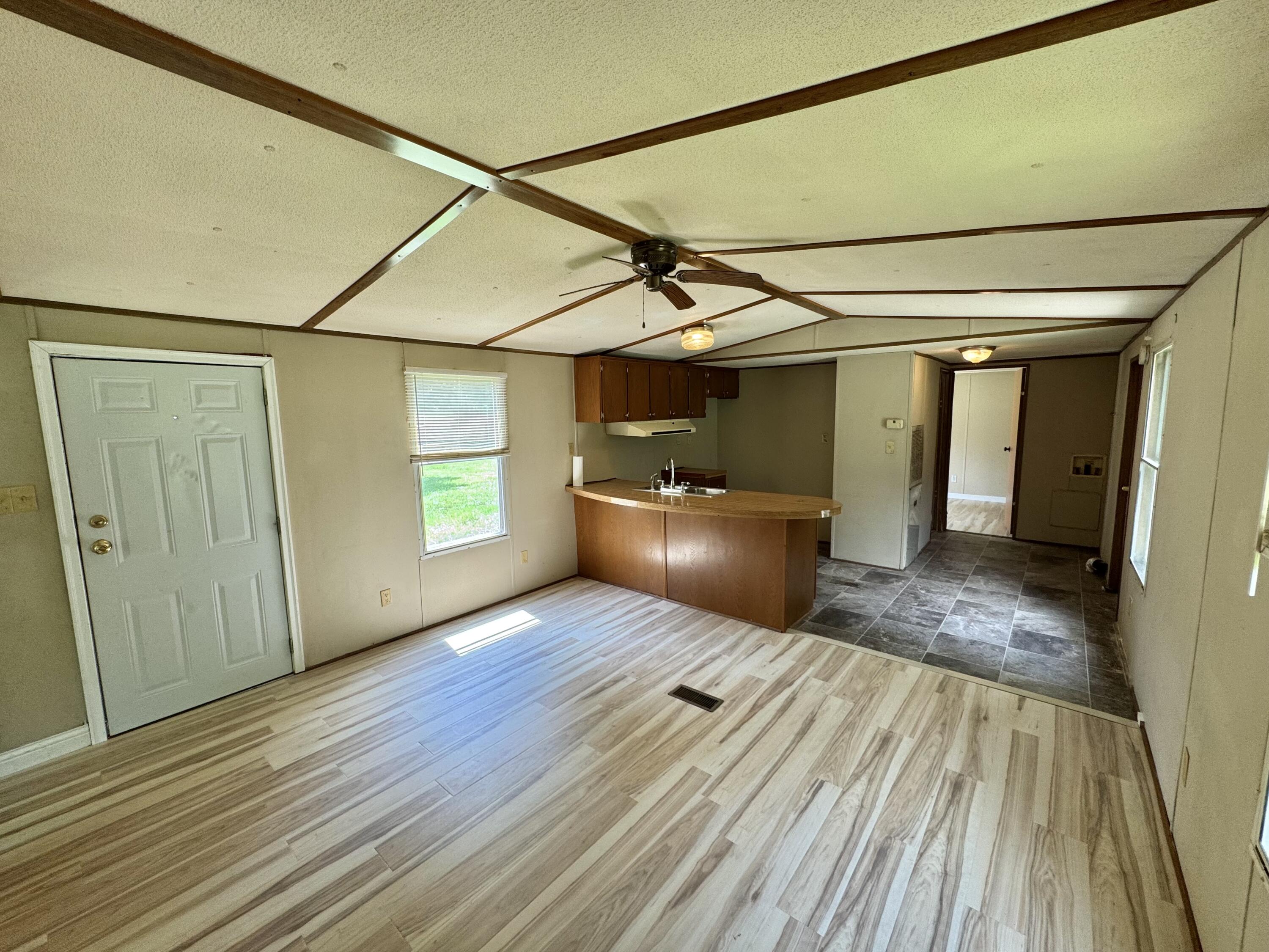 3280 Ewing Ridge Road Dunnville, KY 42528 - Photo 11 of 40 IMG_4020
