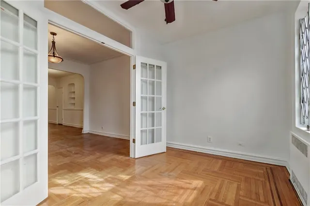 $325,000 | 909 East 29th Street, Unit 3F | Midwood