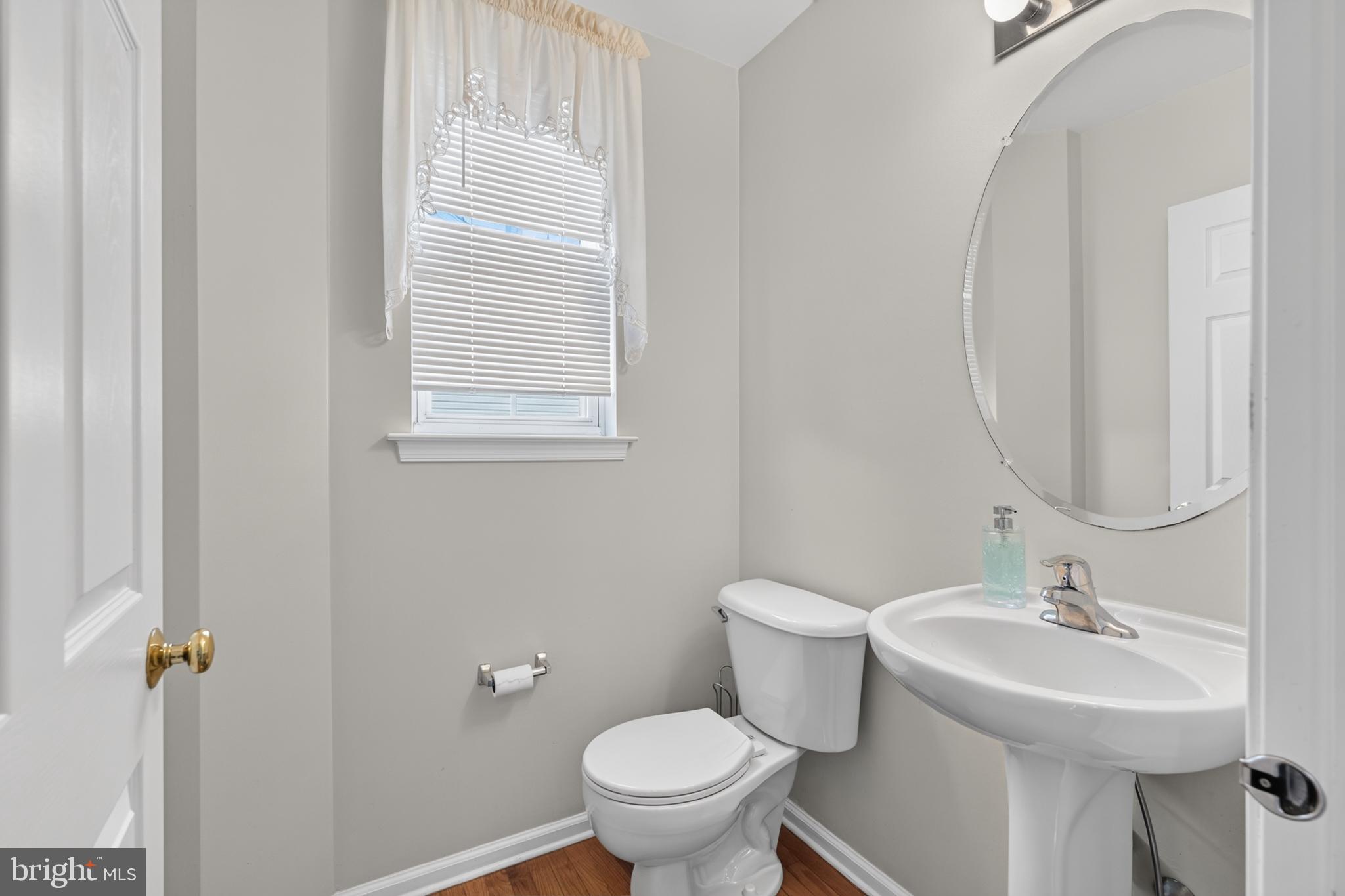 16 Amesbury Road Levittown, PA 19054 - Photo 19 of 57