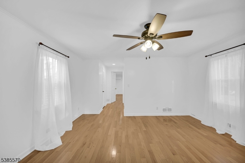 3 Country Club Road Livingston, NJ 07039 - Photo 17 of 34
