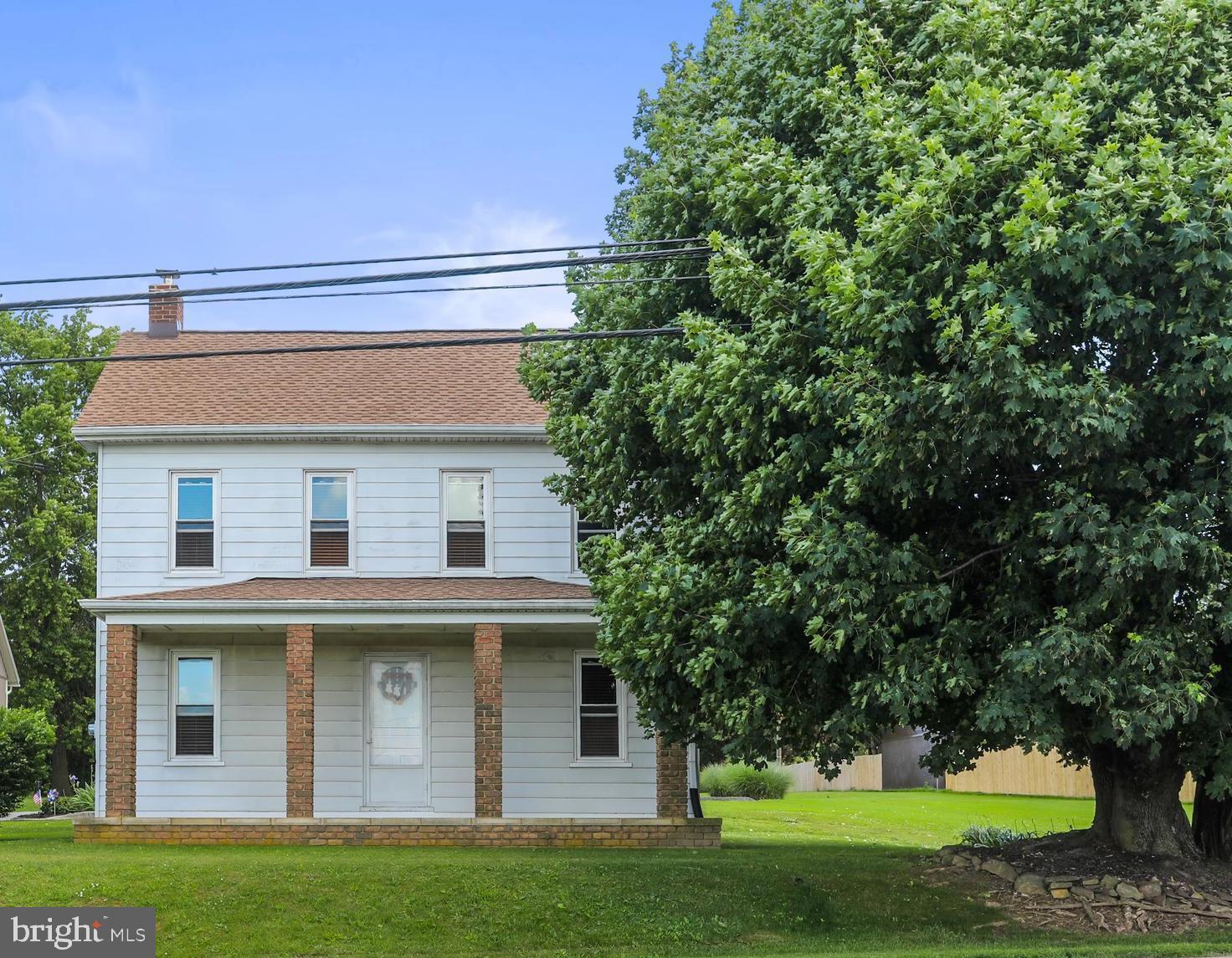 1995 Hanover Pike Hanover, PA 17331 - Photo 2 of 51