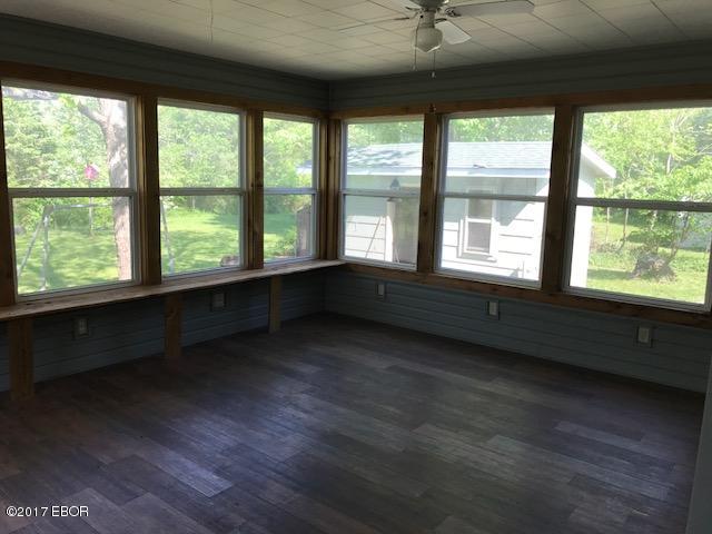 5687 North Parrish Road Thompsonville, IL 62890 - Photo 14 of 24 Gallery Image 14