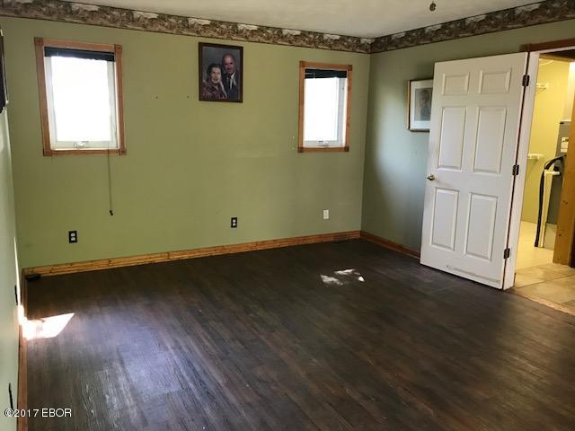 5687 North Parrish Road Thompsonville, IL 62890 - Photo 18 of 24 Gallery Image 18