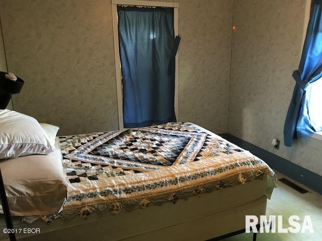 5687 North Parrish Road Thompsonville, IL 62890 - Photo 4 of 24 Gallery Image 4