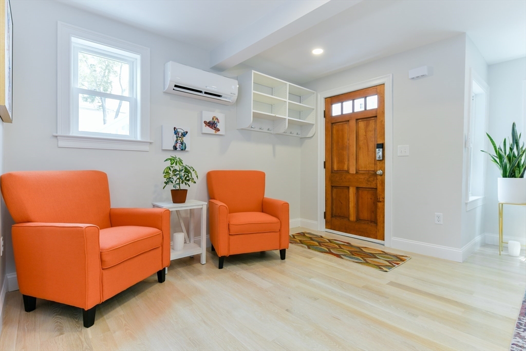 34 R Underhill Street, Unit 3 Winthrop, MA 02152 - Photo 8 of 17