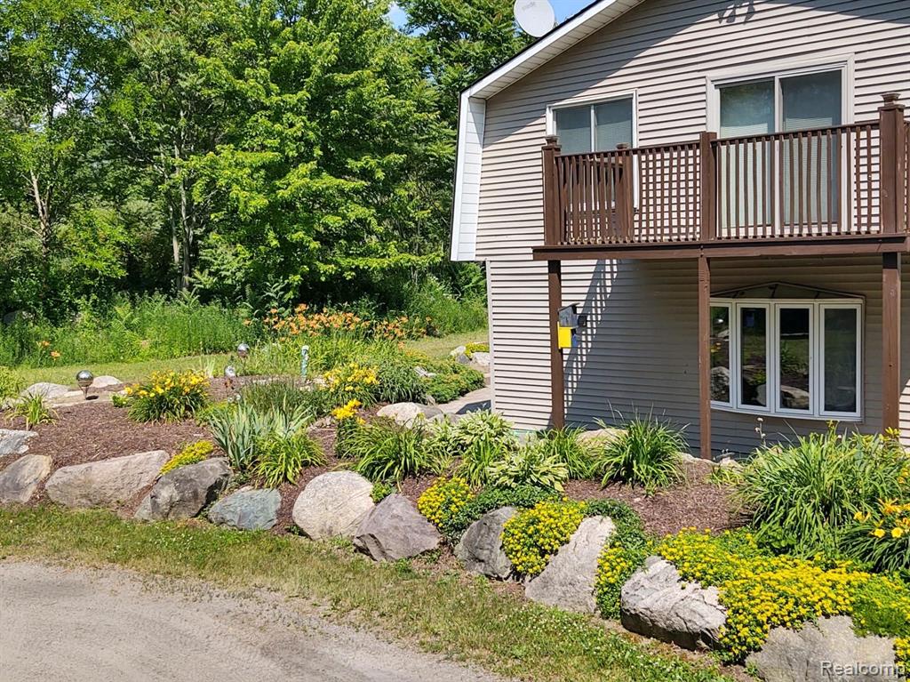 2533 South Lake George Road Metamora, MI 48455 - Photo 22 of 36