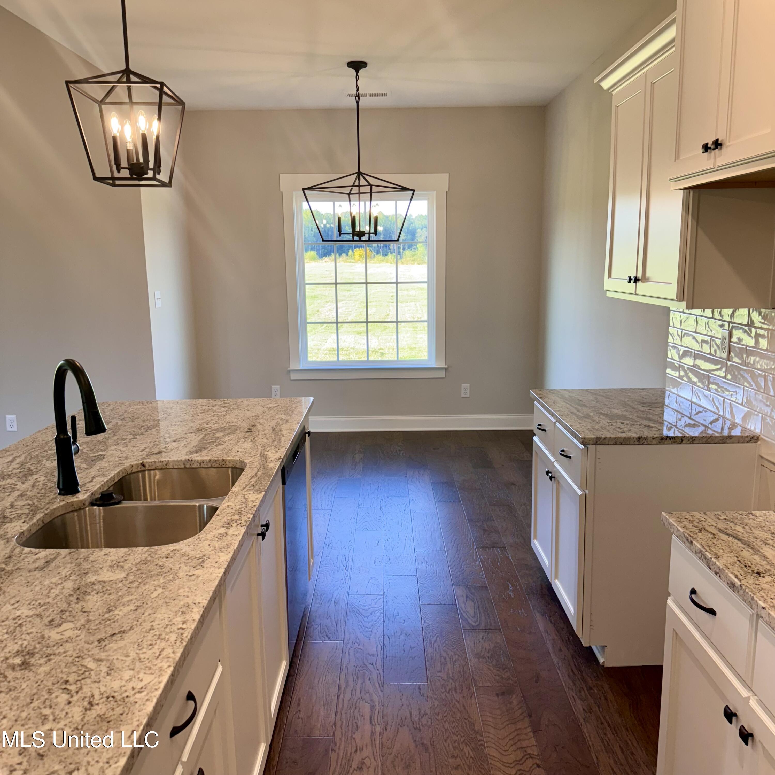 7650 Thomas Riley Street Hernando, MS 38632 - Photo 22 of 53 Iris