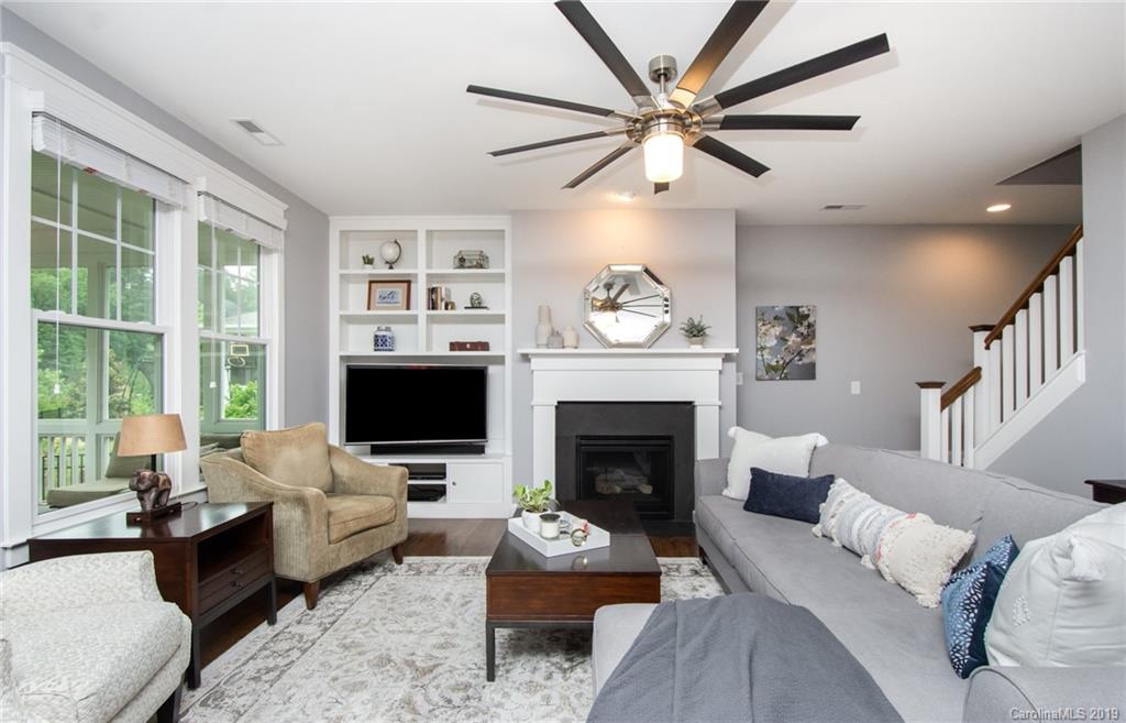 809 Elswick Court Fort Mill, SC 29708 - Photo 6 of 36 Gallery Image 6