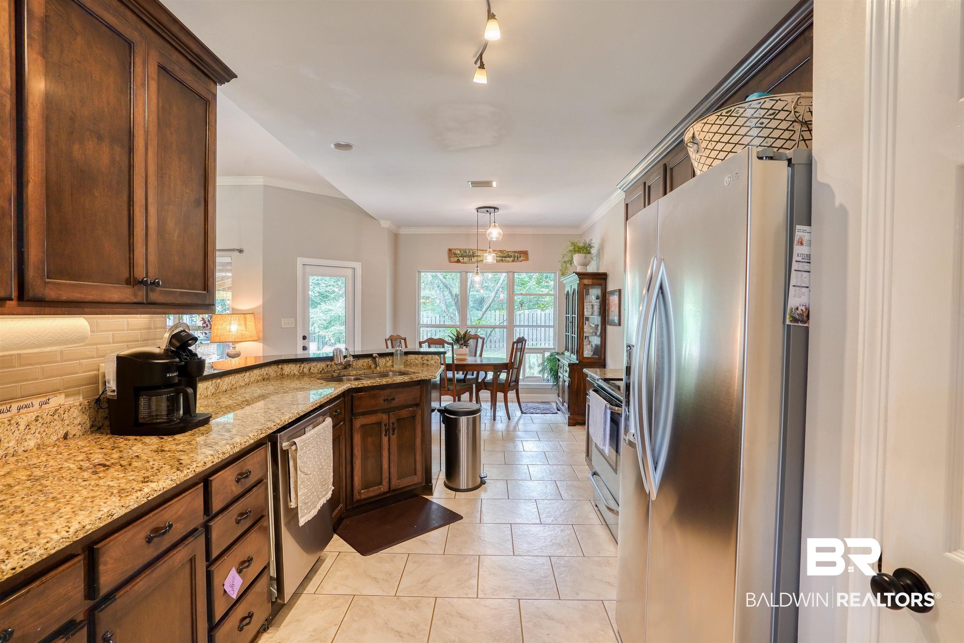 10491 South South Loop Fairhope, AL 36532 - Photo 11 of 36