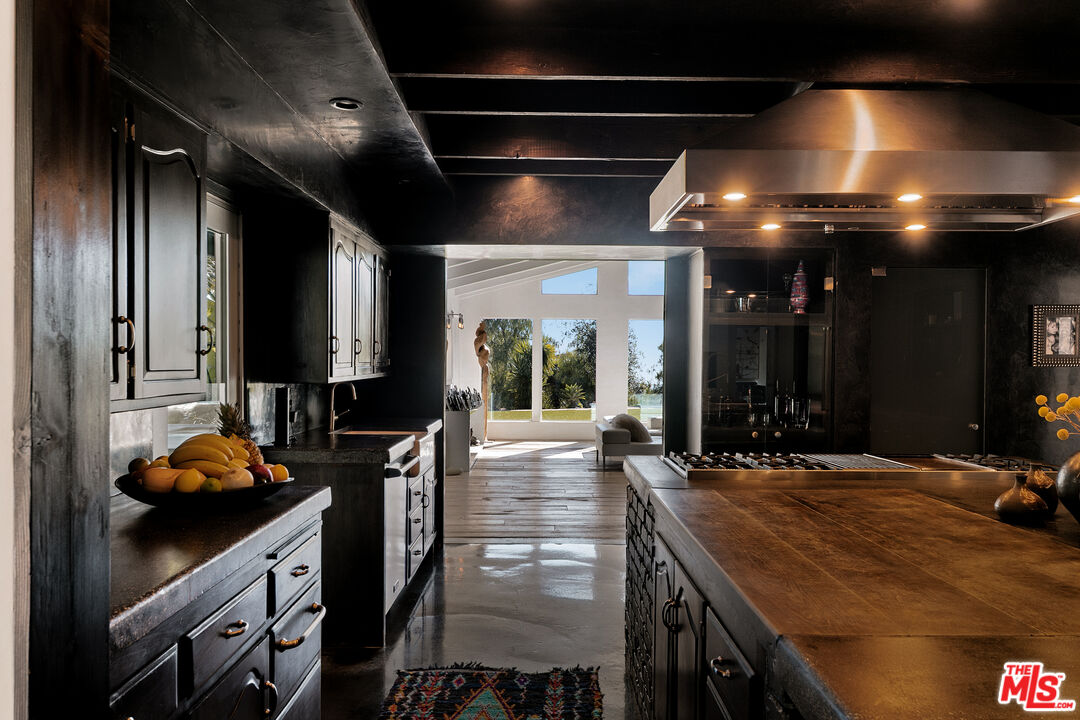 12460 Yellow Hill Road Malibu, CA 90265 - Photo 14 of 63