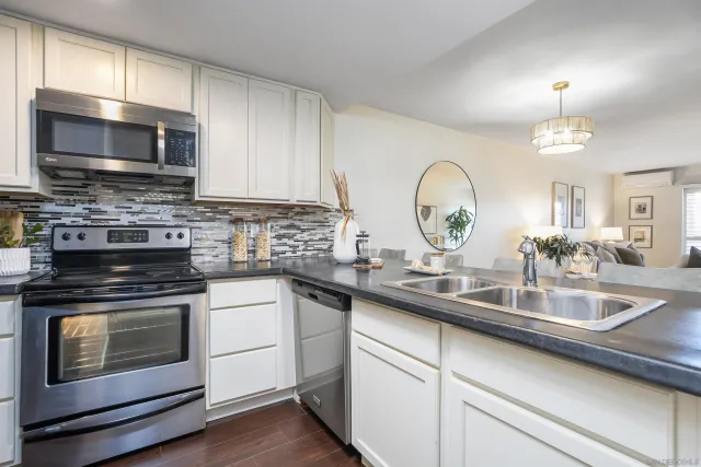 $599,000 | 1209 Hueneme Street, Unit 5, San Diego, CA 92110