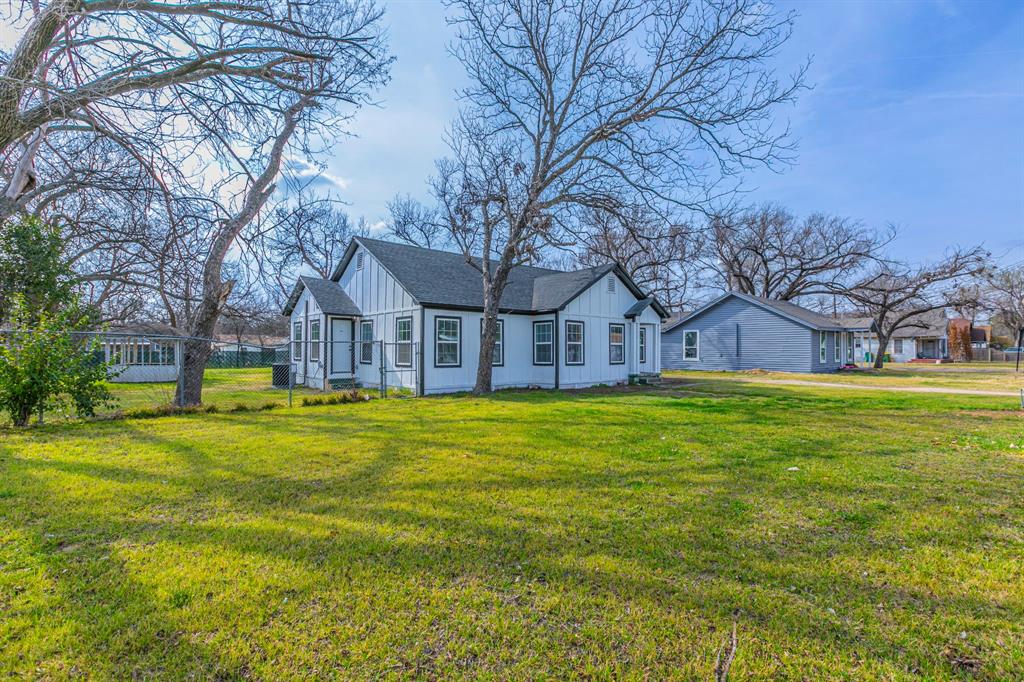 1026 La Clede Street Bellmead, TX 76705 - Photo 21 of 27